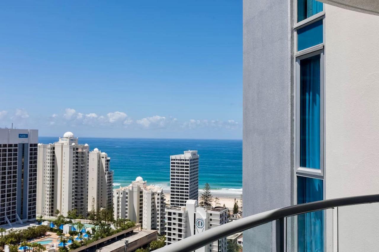 Apartment With Ocean Views Gold Coast Exterior photo