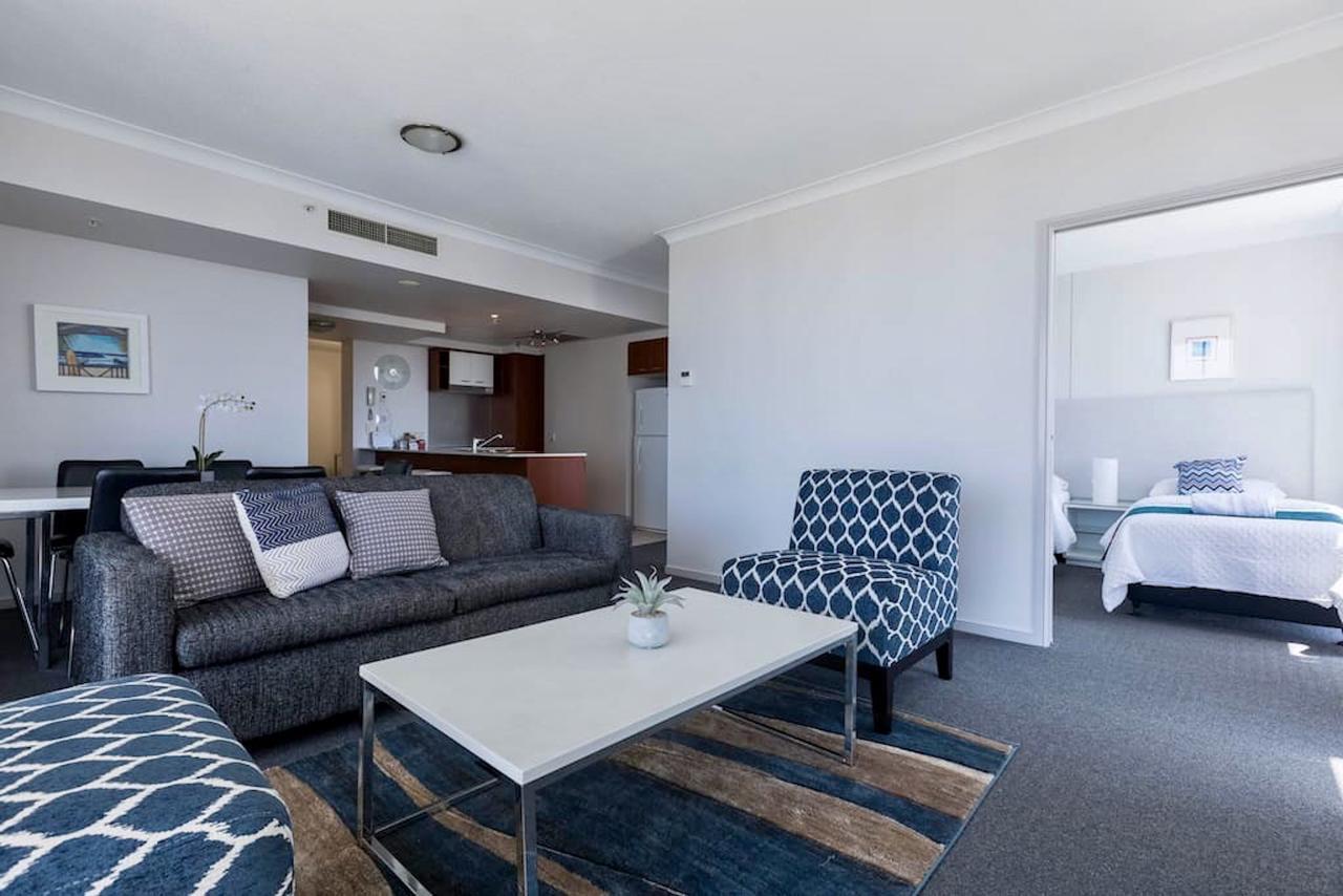 Apartment With Ocean Views Gold Coast Exterior photo