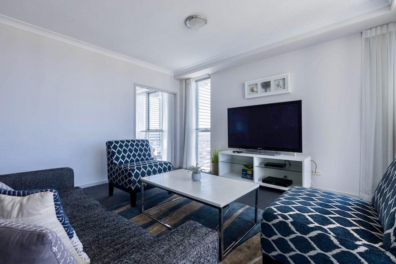 Apartment With Ocean Views Gold Coast Exterior photo